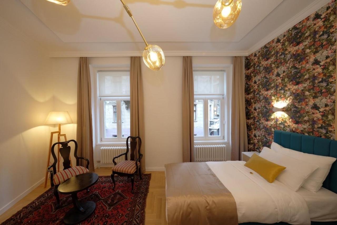 Megapolis City Center Suites Sarajevo Extérieur photo
