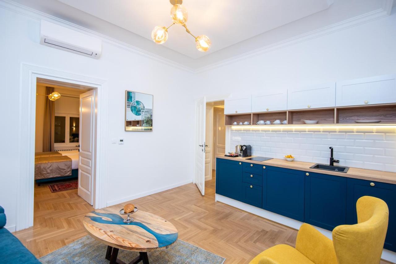 Megapolis City Center Suites Sarajevo Extérieur photo