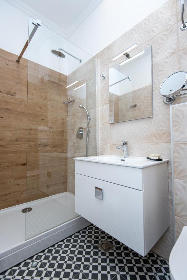 Megapolis City Center Suites Sarajevo Extérieur photo