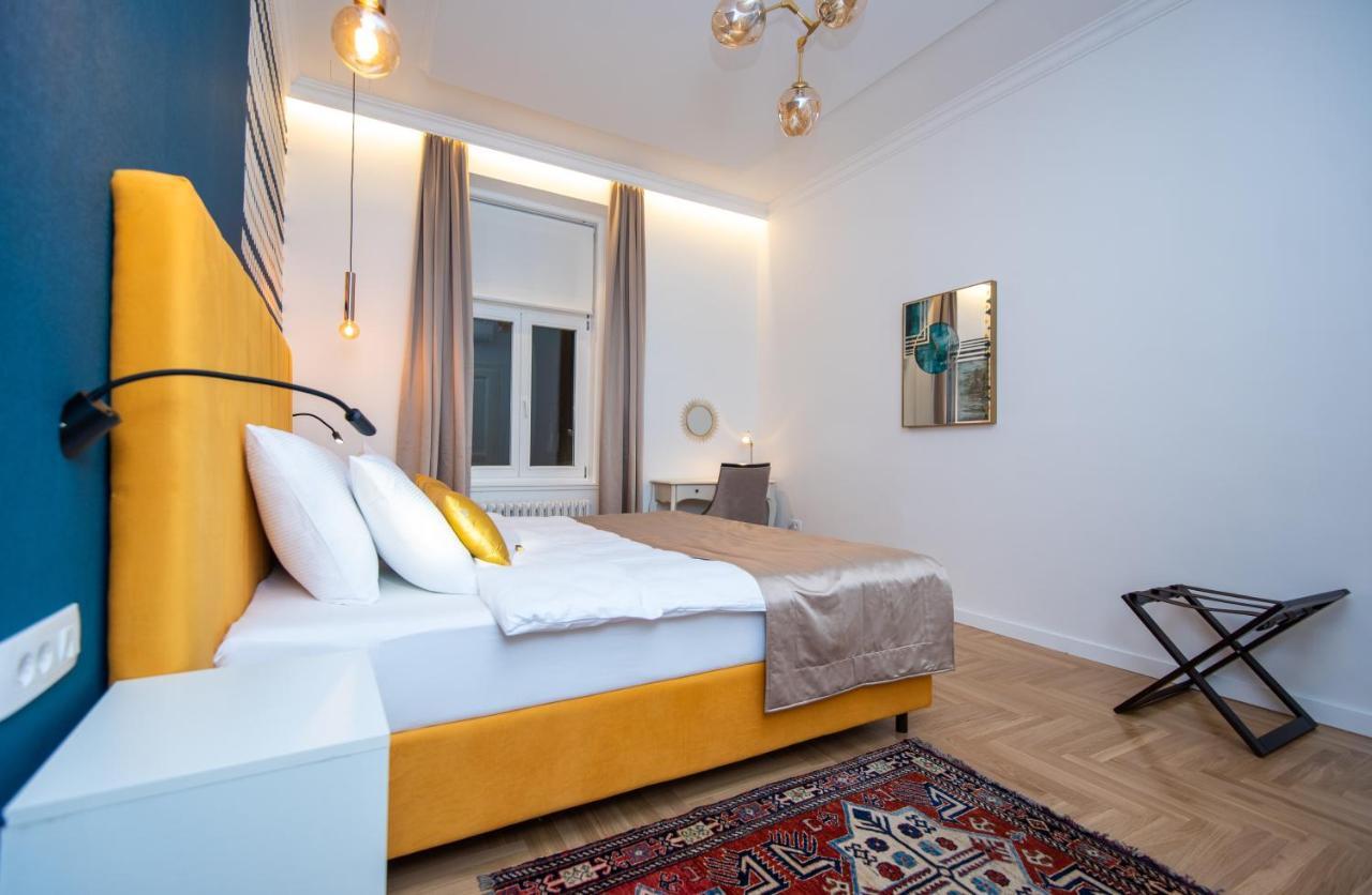 Megapolis City Center Suites Sarajevo Extérieur photo